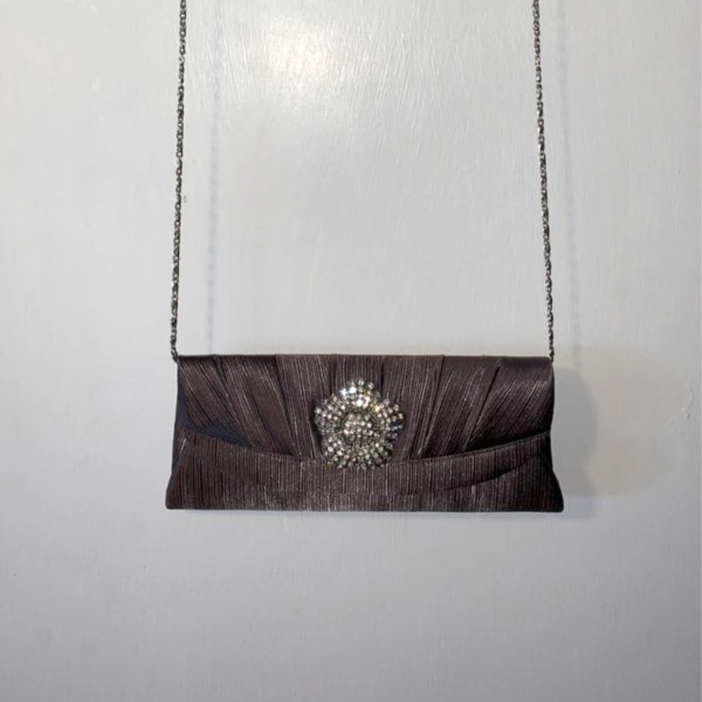 Silver Clutch